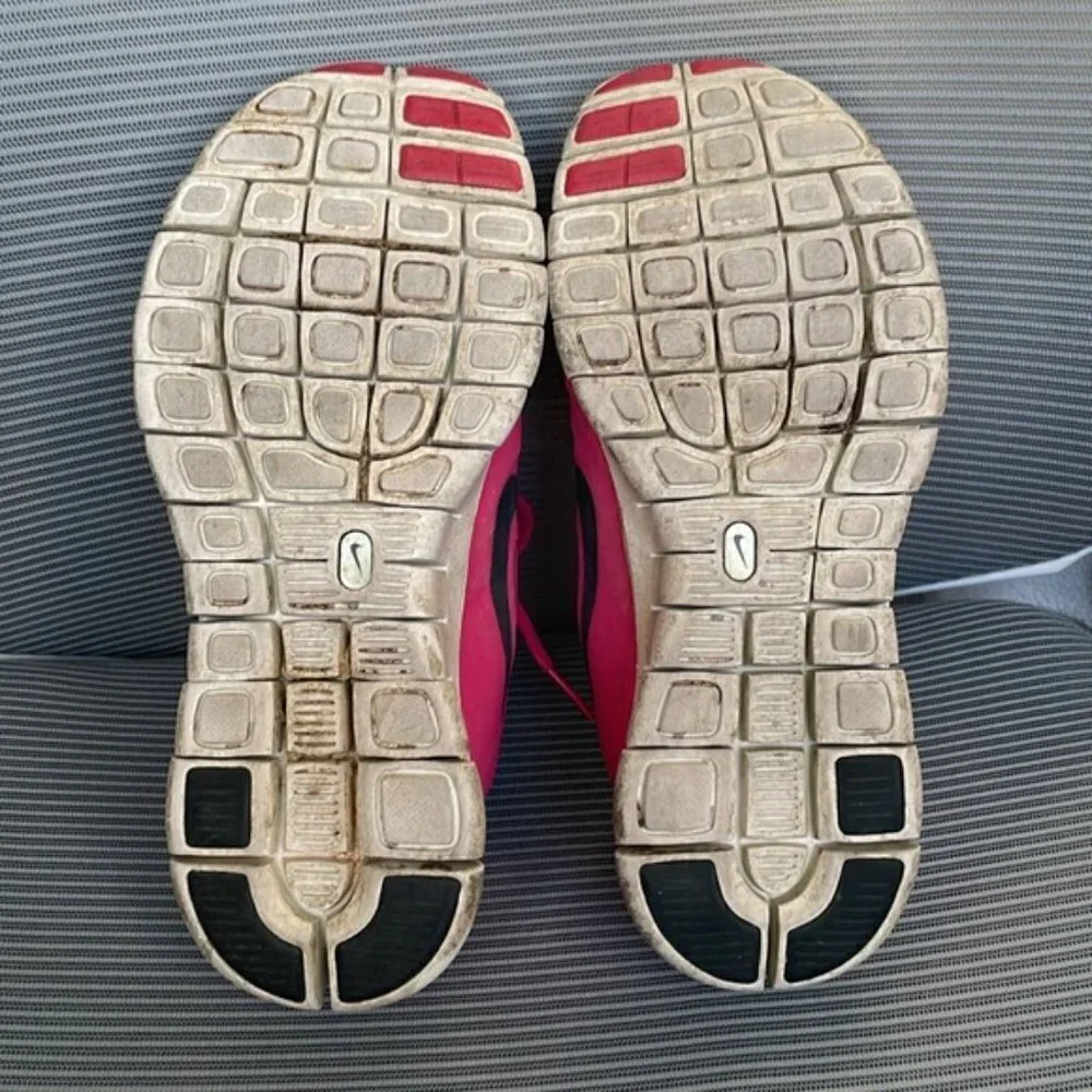 VGC Nike Free 5.0 Runners - Size 5Y